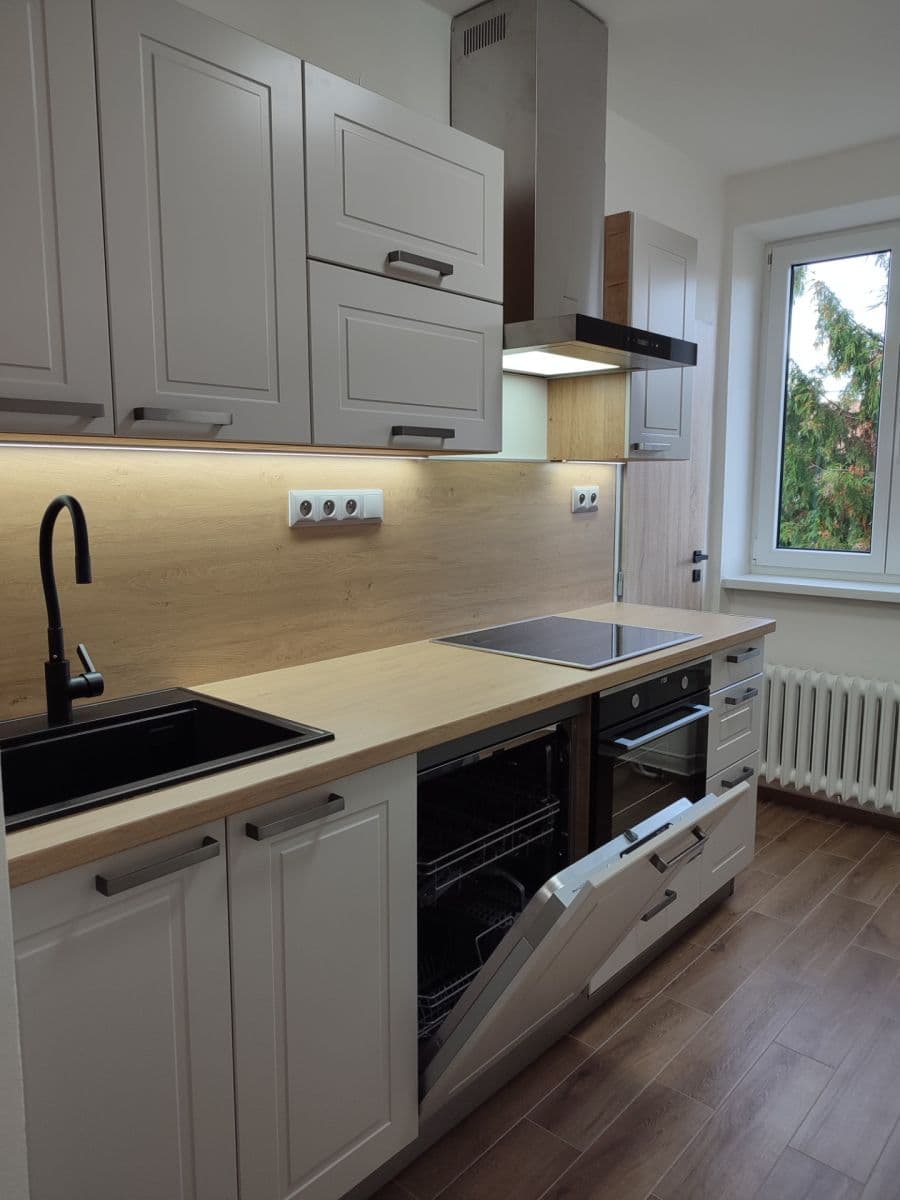 3 bedroom flat to rent, 78 m², Karlov, Velké Meziříčí, Vysočina Region 3 bedroom flat to rent, 78 m², Karlov, Velké Meziříčí, Vysočina Region