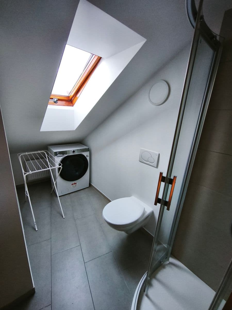 2 bedroom with open-plan kitchen flat to rent, 64 m², Sobínská, Prague, Prague 2 bedroom with open-plan kitchen flat to rent, 64 m², Sobínská, Prague, Prague