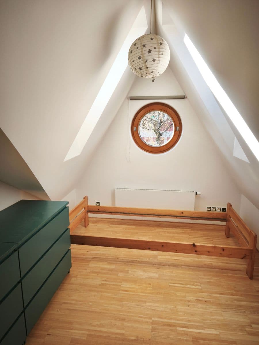 2 bedroom with open-plan kitchen flat to rent, 64 m², Sobínská, Prague, Prague 2 bedroom with open-plan kitchen flat to rent, 64 m², Sobínská, Prague, Prague