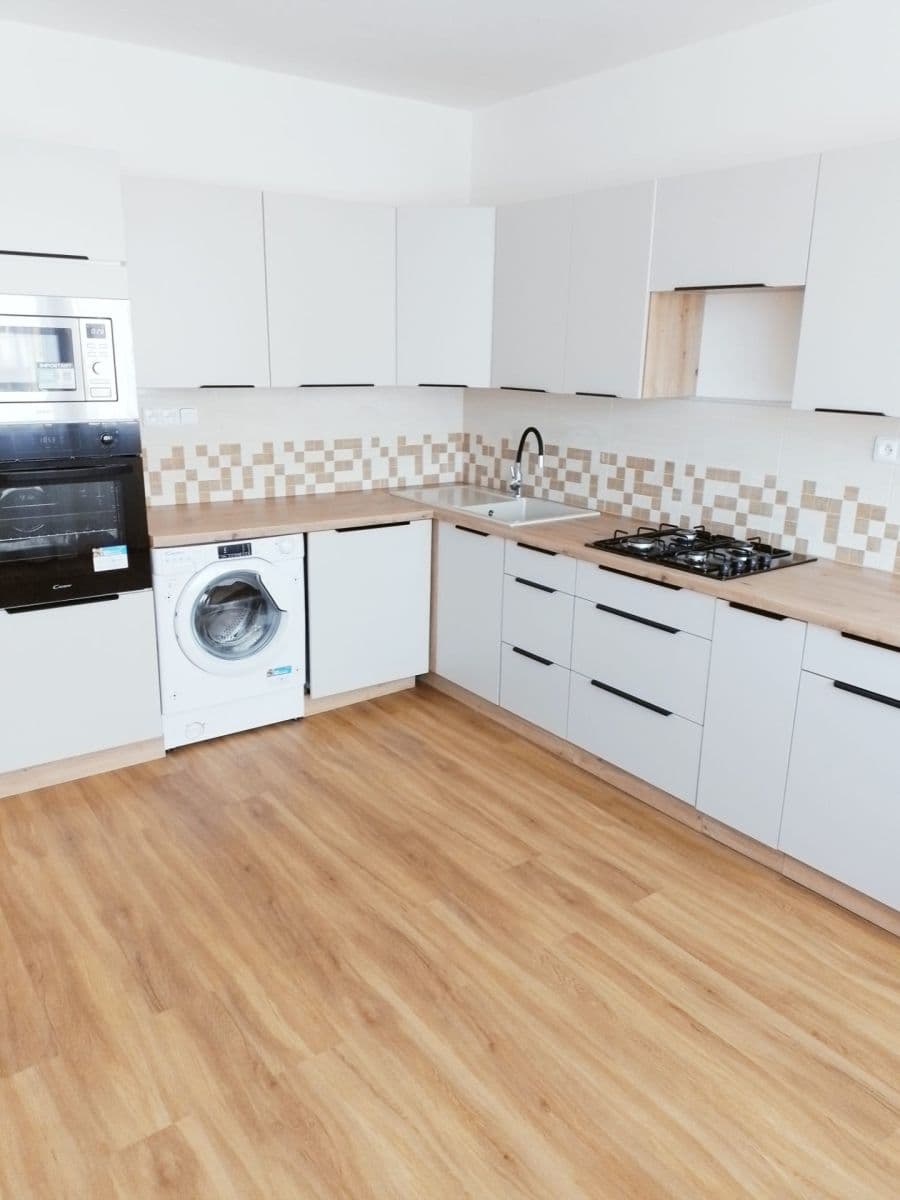 2 bedroom flat for sale, 78 m², Ryneček, Příbram, Středočeský Region 2 bedroom flat for sale, 78 m², Ryneček, Příbram, Středočeský Region