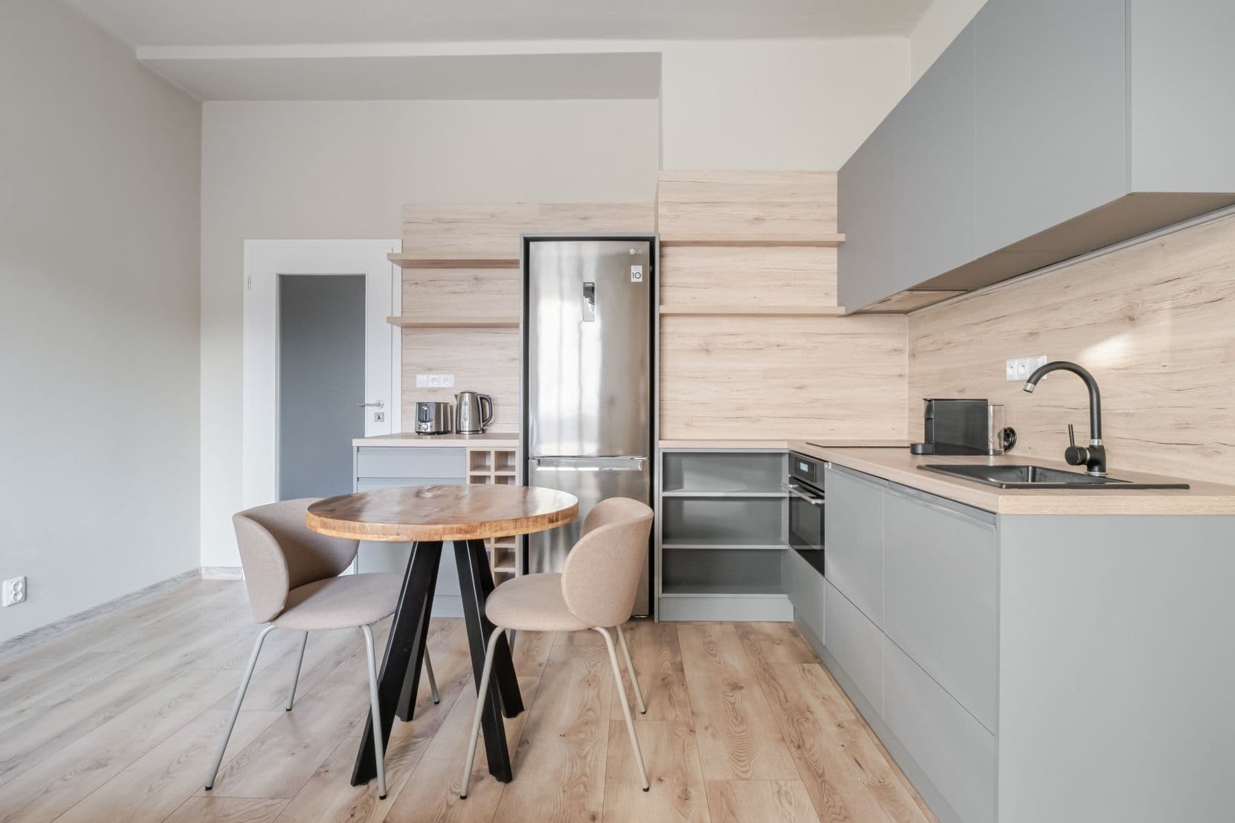 flat to rent, 37 m², Dvacátého Osmého Pluku, Prague, Prague flat to rent, 37 m², Dvacátého Osmého Pluku, Prague, Prague