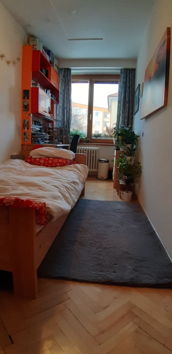 4 bedroom flat to rent, 90 m², Plojharova, Prague, Prague 4 bedroom flat to rent, 90 m², Plojharova, Prague, Prague