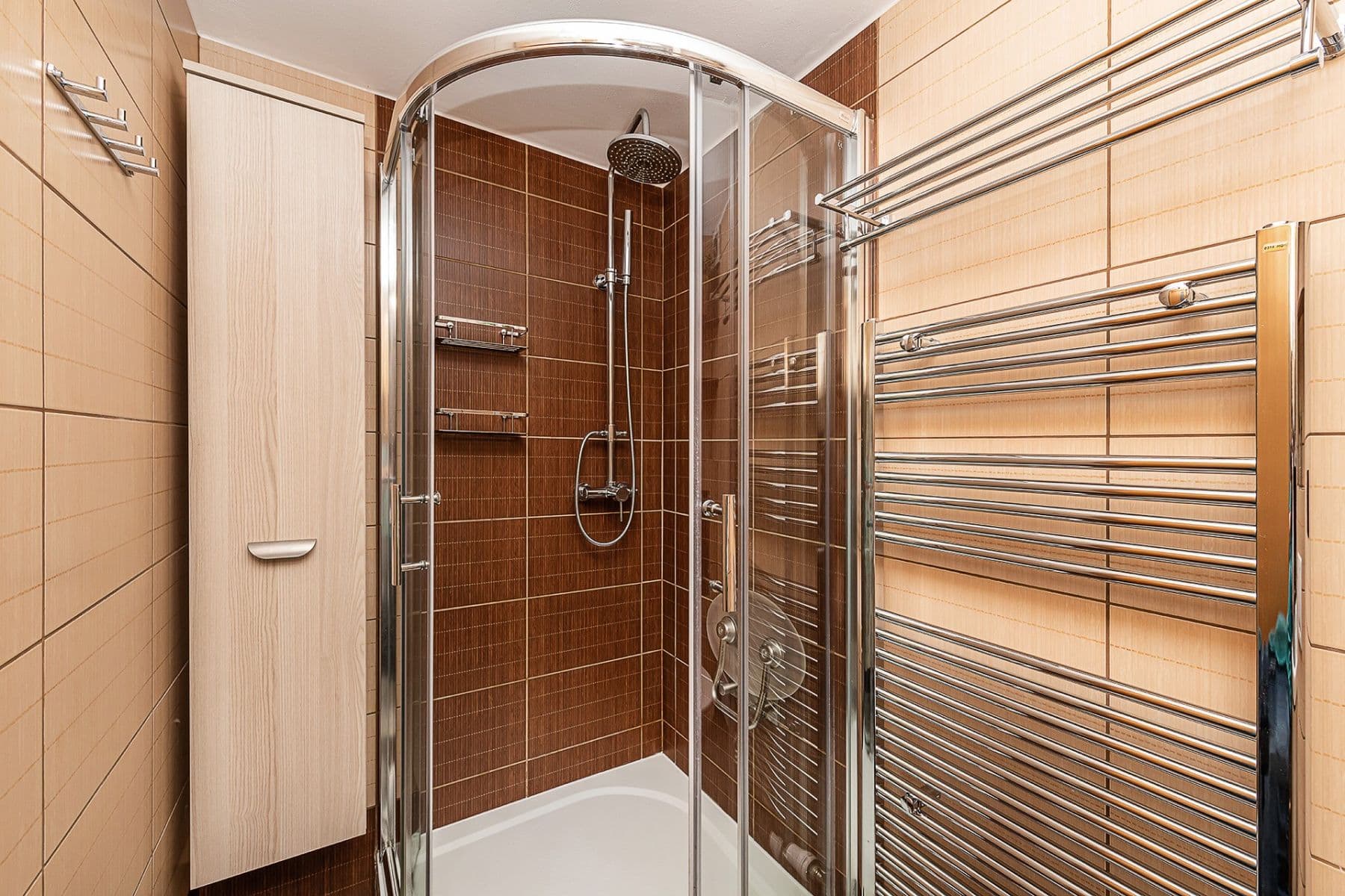 2 bedroom with open-plan kitchen flat for sale, 62 m², Sportovců, Hostivice, Středočeský Region 2 bedroom with open-plan kitchen flat for sale, 62 m², Sportovců, Hostivice, Středočeský Region