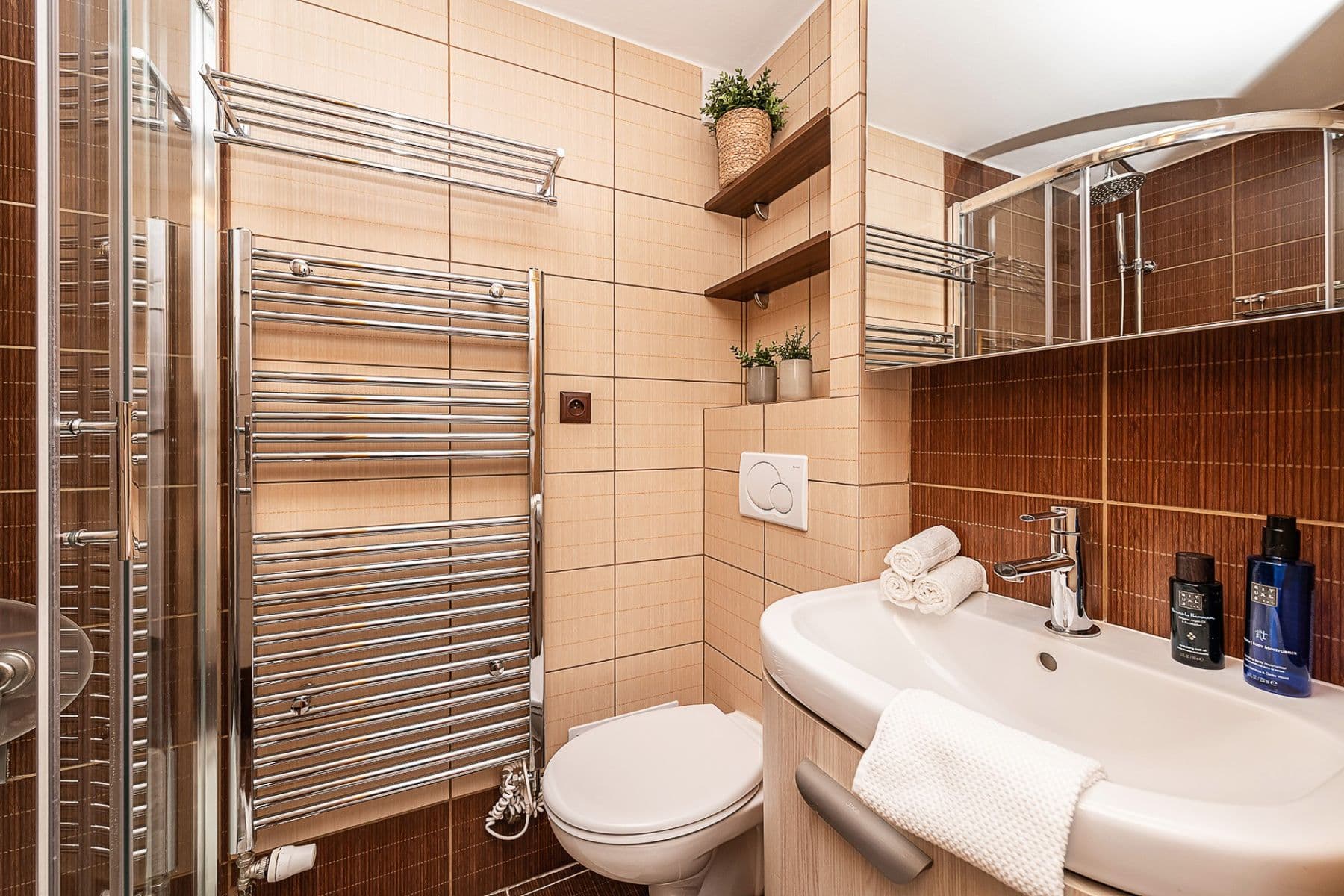 2 bedroom with open-plan kitchen flat for sale, 62 m², Sportovců, Hostivice, Středočeský Region 2 bedroom with open-plan kitchen flat for sale, 62 m², Sportovců, Hostivice, Středočeský Region