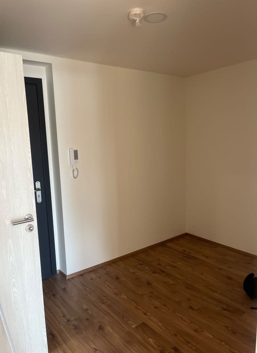 1 bedroom with open-plan kitchen flat to rent, 43 m², Pšeničná, Hořovice, Středočeský Region 1 bedroom with open-plan kitchen flat to rent, 43 m², Pšeničná, Hořovice, Středočeský Region