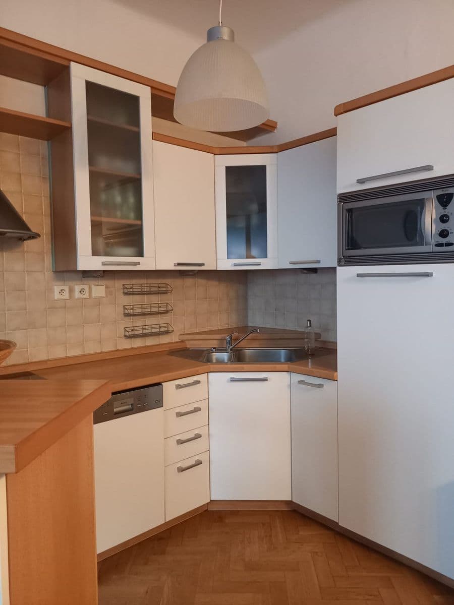 1 bedroom with open-plan kitchen flat for sale, 43 m², Nad Jezerkou, Prague, Prague 1 bedroom with open-plan kitchen flat for sale, 43 m², Nad Jezerkou, Prague, Prague
