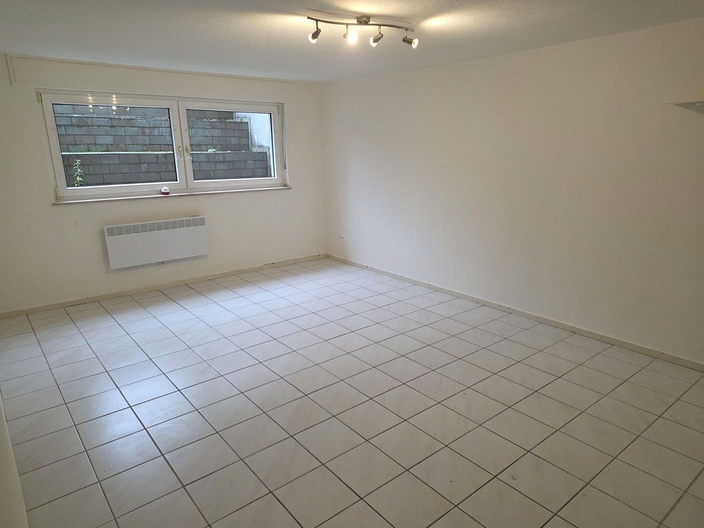 2 bedroom flat to rent, 65 m², In der Fuchshöhle 23, Frechen, North Rhine-Westphalia 2 bedroom flat to rent, 65 m², In der Fuchshöhle 23, Frechen, North Rhine-Westphalia