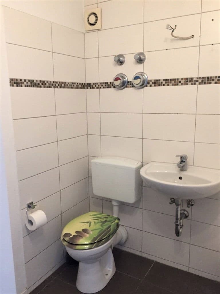 1 bedroom with open-plan kitchen flat to rent, 56 m², Bismarckstraße 10, Offenbach am Main, Hesse 1 bedroom with open-plan kitchen flat to rent, 56 m², Bismarckstraße 10, Offenbach am Main, Hesse