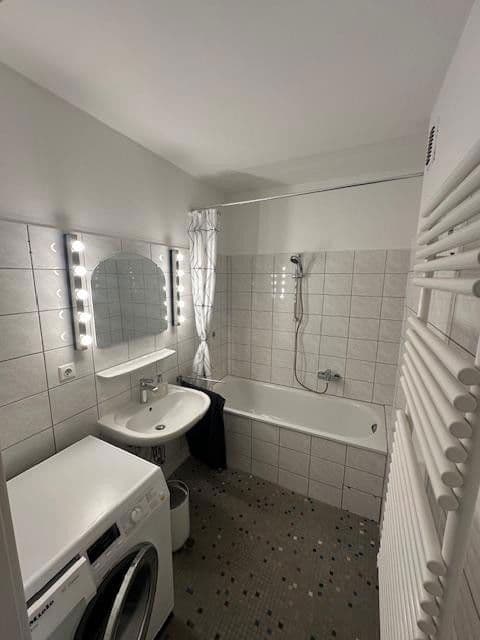 3 bedroom flat to rent, 75 m², Fürstenwall 142, Düsseldorf, North Rhine-Westphalia 3 bedroom flat to rent, 75 m², Fürstenwall 142, Düsseldorf, North Rhine-Westphalia