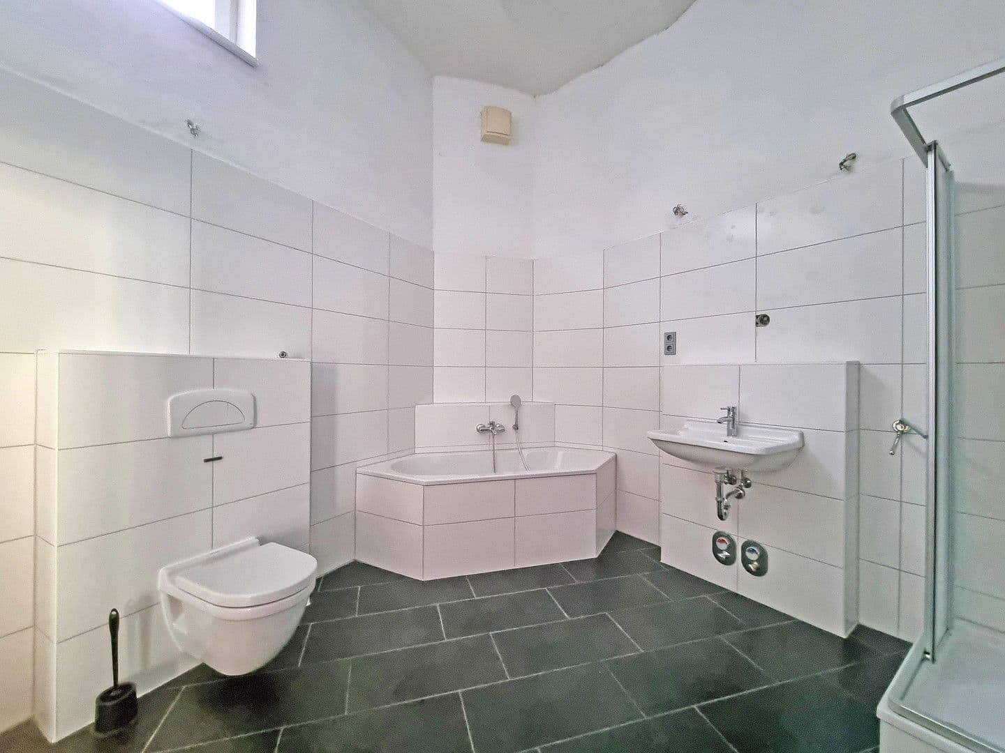 1 bedroom flat to rent, 104 m², Dittenberger Straße 4, Halle, Saxony-Anhalt 1 bedroom flat to rent, 104 m², Dittenberger Straße 4, Halle, Saxony-Anhalt