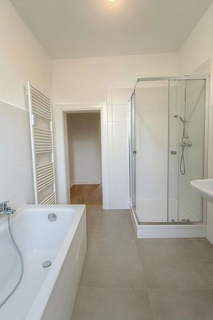 5 bedroom flat to rent, 150 m², Paracelsusstraße 2c, Halle (Saale), Saxony-Anhalt 5 bedroom flat to rent, 150 m², Paracelsusstraße 2c, Halle (Saale), Saxony-Anhalt