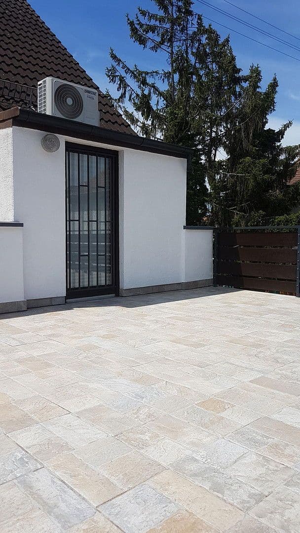 2 bedroom with open-plan kitchen flat to rent, 90 m², Struvestraße, Karlsruhe, Baden-Württemberg 2 bedroom with open-plan kitchen flat to rent, 90 m², Struvestraße, Karlsruhe, Baden-Württemberg