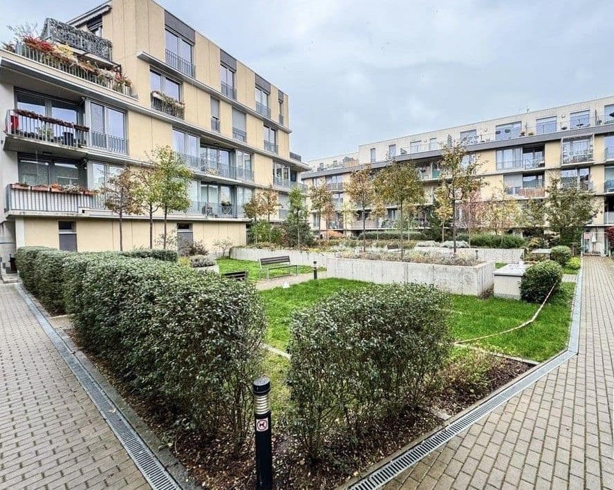 1 bedroom with open-plan kitchen flat to rent, 53 m², Olgy Havlové, Prague, Prague 1 bedroom with open-plan kitchen flat to rent, 53 m², Olgy Havlové, Prague, Prague