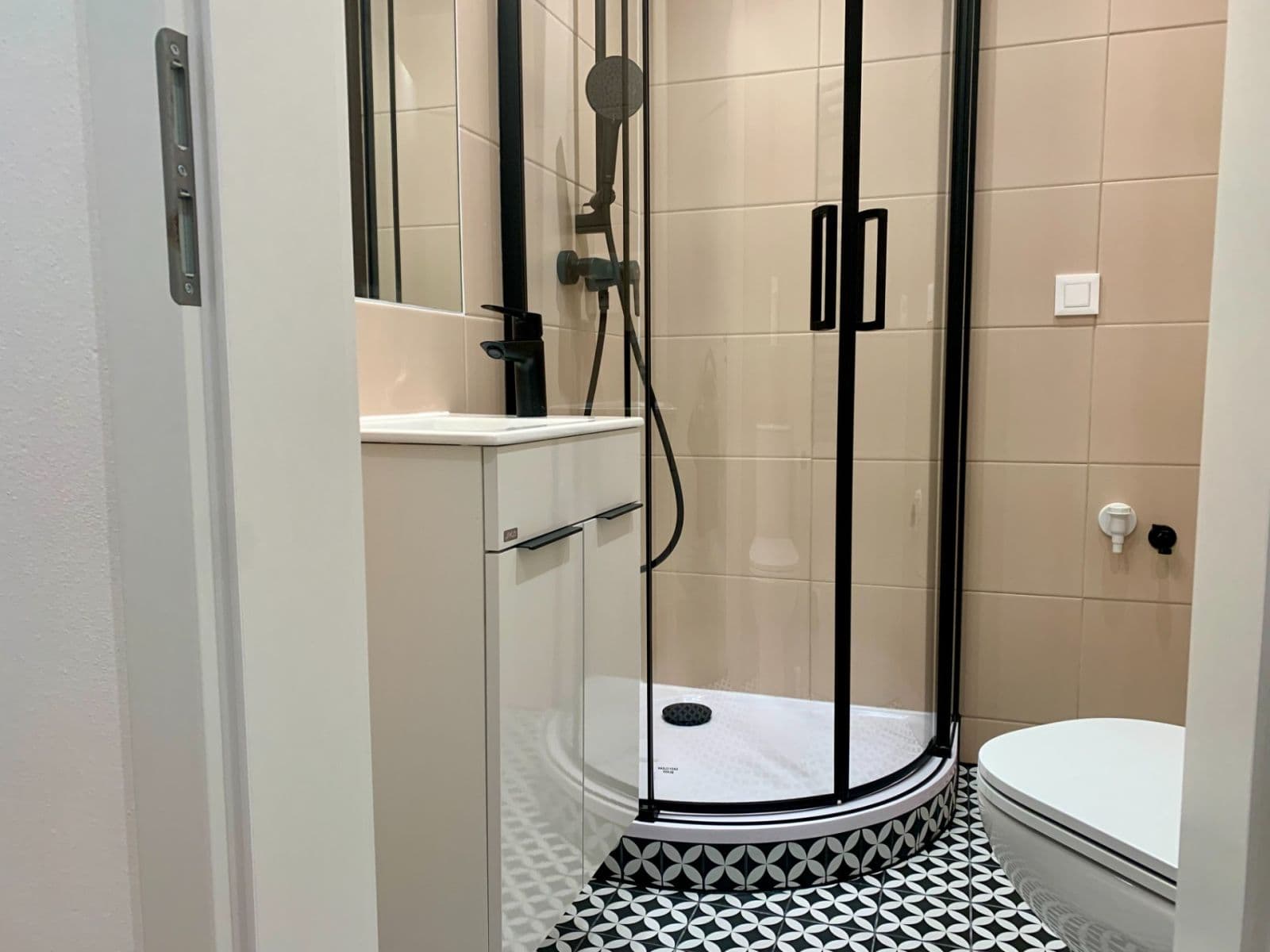 Studio flat to rent, 24 m², Petra Rezka, Prague, Prague Studio flat to rent, 24 m², Petra Rezka, Prague, Prague