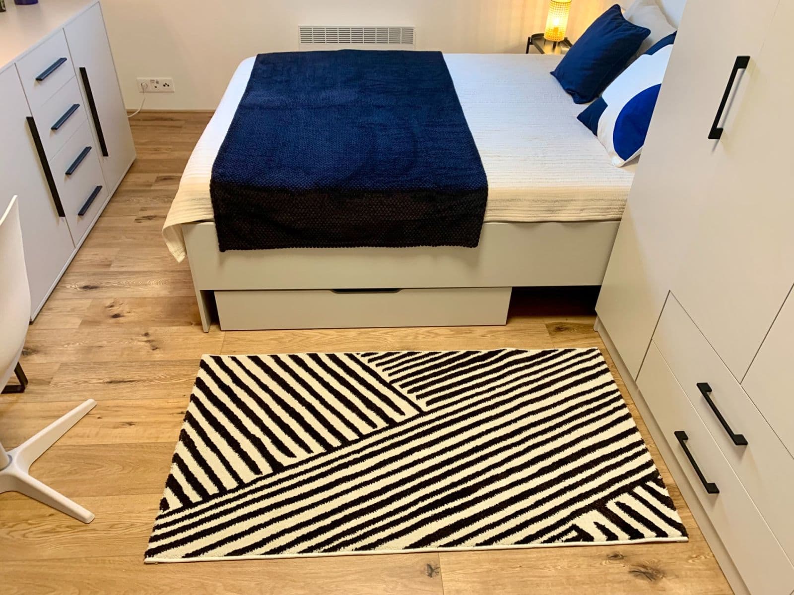 Studio flat to rent, 24 m², Petra Rezka, Prague, Prague Studio flat to rent, 24 m², Petra Rezka, Prague, Prague