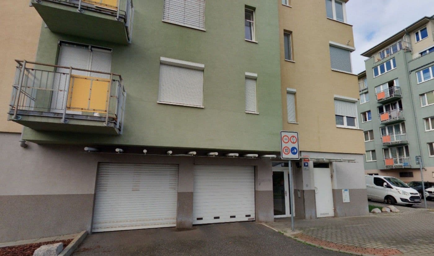 garage to rent, 14 m², Muškova, Prague, Prague garage to rent, 14 m², Muškova, Prague, Prague