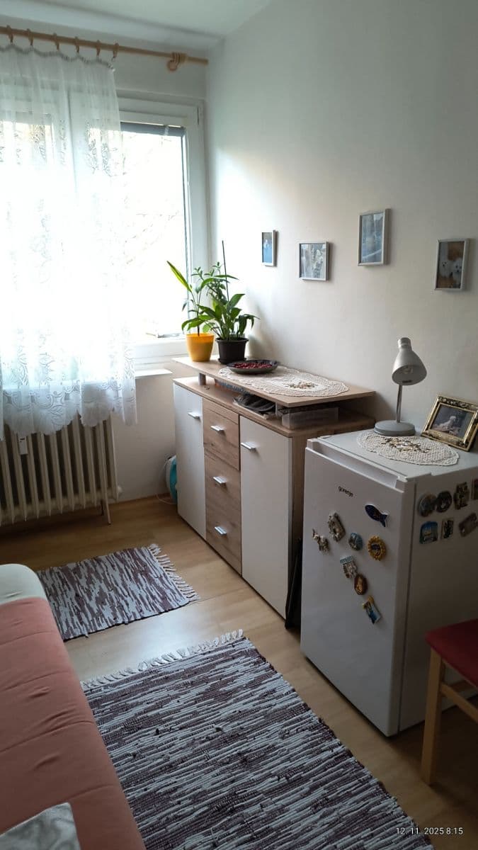 4 bedroom flat for sale, 75 m², Mladých, Pardubice, Pardubický Region 4 bedroom flat for sale, 75 m², Mladých, Pardubice, Pardubický Region