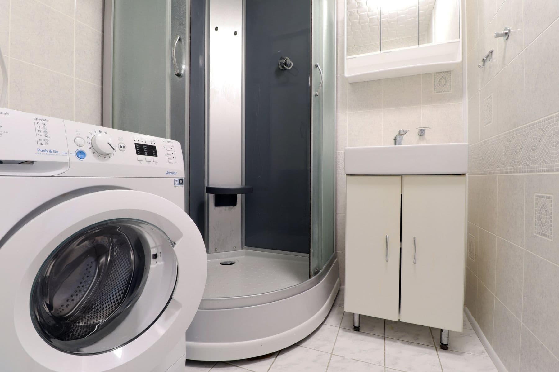 3 bedroom flat to rent, 70 m², Estonská, Kladno, Středočeský Region 3 bedroom flat to rent, 70 m², Estonská, Kladno, Středočeský Region