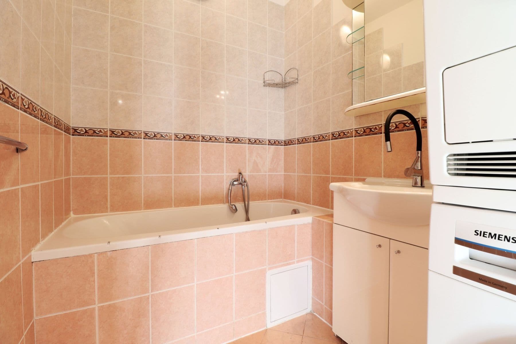 3 bedroom flat to rent, 69 m², Tanvaldská, Prague, Prague 3 bedroom flat to rent, 69 m², Tanvaldská, Prague, Prague