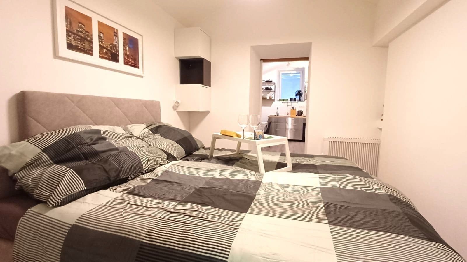 1 bedroom with open-plan kitchen flat for sale, 39 m², Bořivojova, Prague, Prague 1 bedroom with open-plan kitchen flat for sale, 39 m², Bořivojova, Prague, Prague