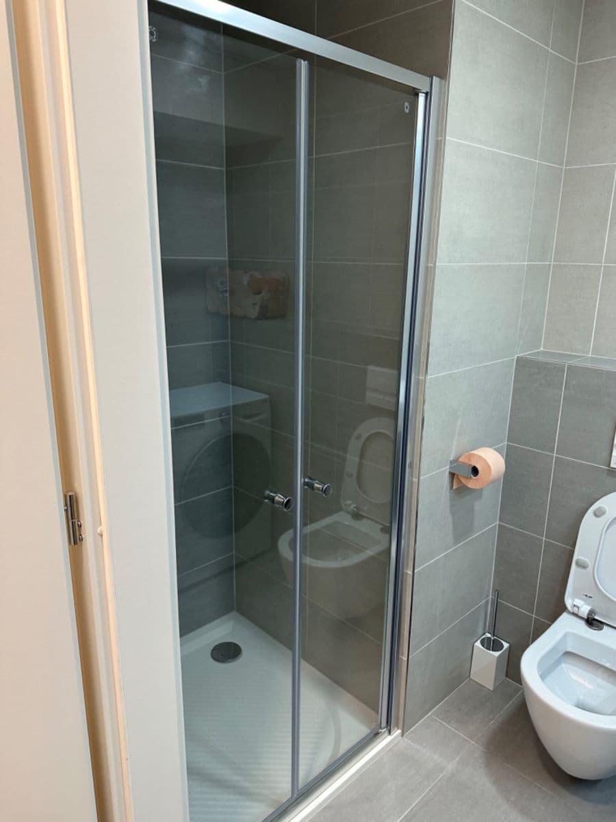 Studio flat to rent, 20 m², Plzeňská, Prague, Prague Studio flat to rent, 20 m², Plzeňská, Prague, Prague