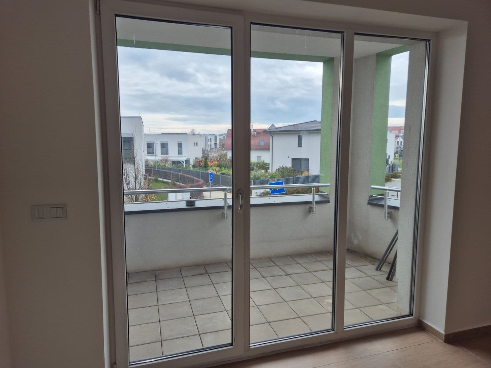 2 bedroom with open-plan kitchen flat to rent, 107 m², Premonstrátů, Chýně, Středočeský Region 2 bedroom with open-plan kitchen flat to rent, 107 m², Premonstrátů, Chýně, Středočeský Region