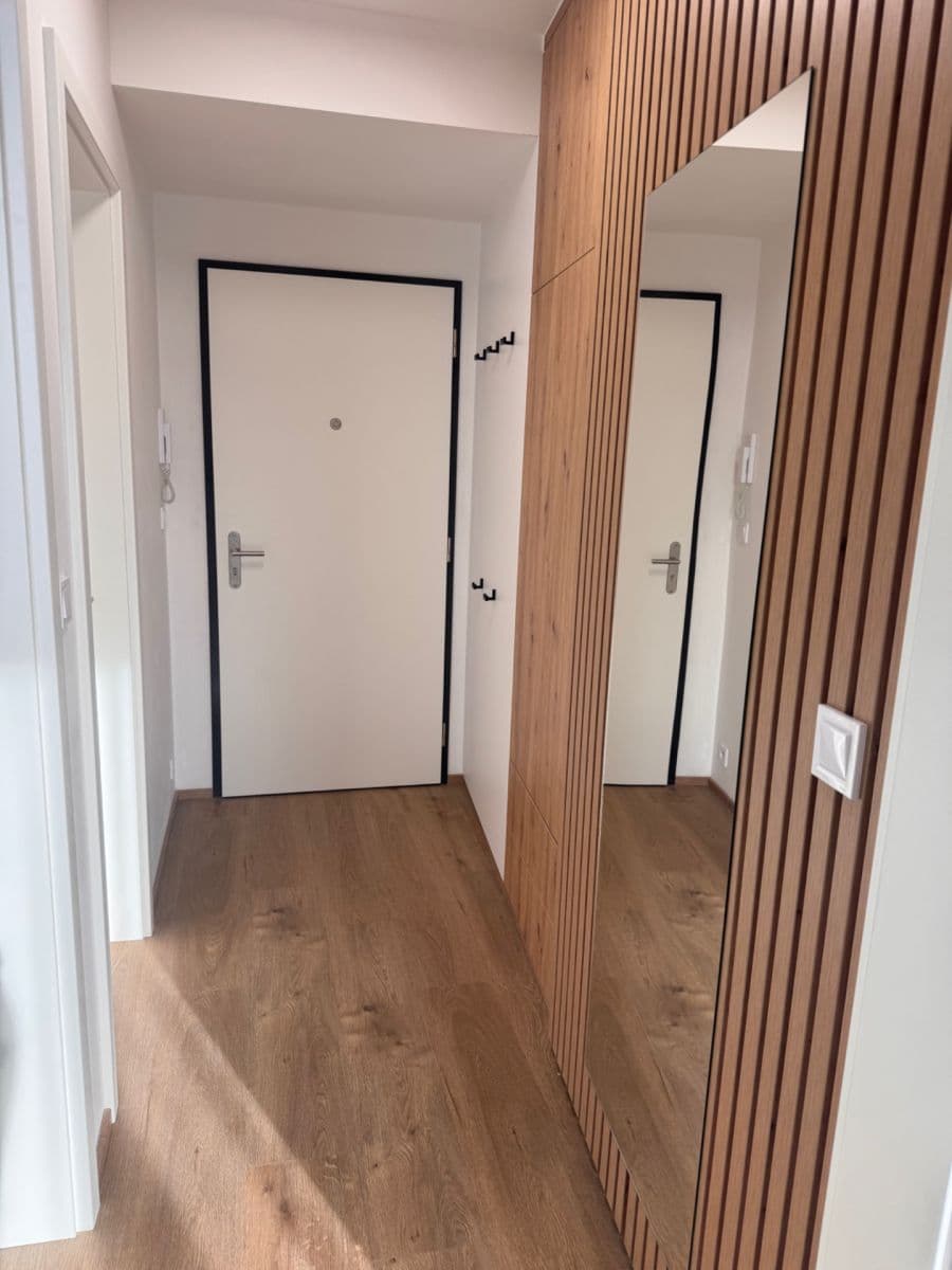 1 bedroom with open-plan kitchen flat for sale, 57 m², Milánská, Prague, Prague 1 bedroom with open-plan kitchen flat for sale, 57 m², Milánská, Prague, Prague