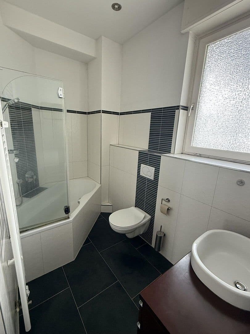 3 bedroom flat to rent, 101 m², Kronberg im Taunus, Hesse 3 bedroom flat to rent, 101 m², Kronberg im Taunus, Hesse