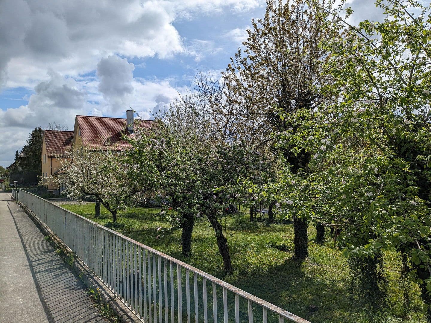 plot for sale, 1,026 m², Gailingen am Hochrhein, Baden-Württemberg plot for sale, 1,026 m², Gailingen am Hochrhein, Baden-Württemberg