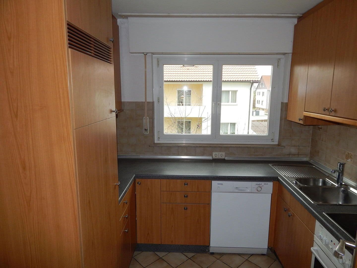 2 bedroom with open-plan kitchen flat to rent, 77 m², Filderstadt, Baden-Württemberg 2 bedroom with open-plan kitchen flat to rent, 77 m², Filderstadt, Baden-Württemberg