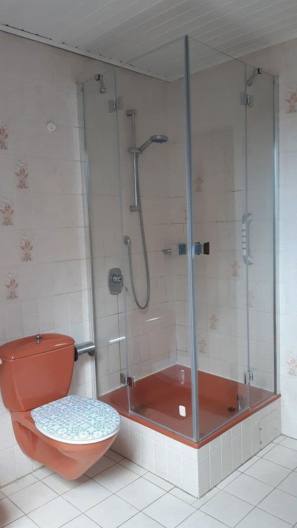 house for sale, 180 m², Okerstr. 84, Schwülper, Lower Saxony house for sale, 180 m², Okerstr. 84, Schwülper, Lower Saxony