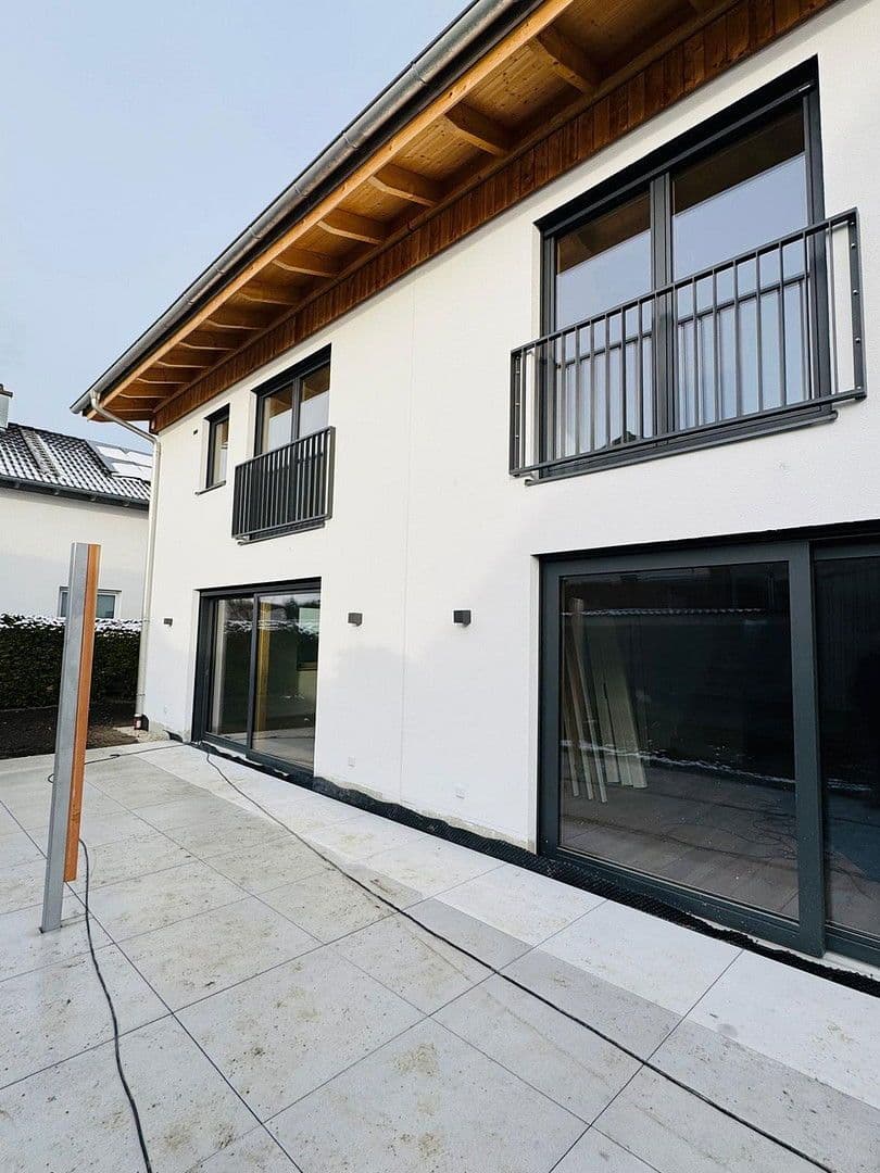 house to rent, 133 m², Raubling, Bavaria house to rent, 133 m², Raubling, Bavaria