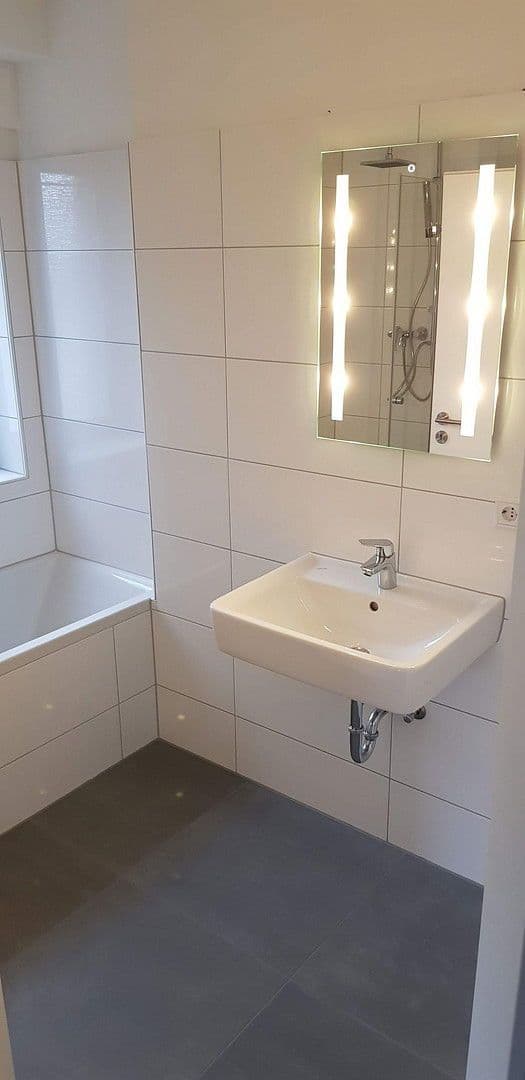 3 bedroom flat to rent, 77 m², Solingen, North Rhine-Westphalia 3 bedroom flat to rent, 77 m², Solingen, North Rhine-Westphalia