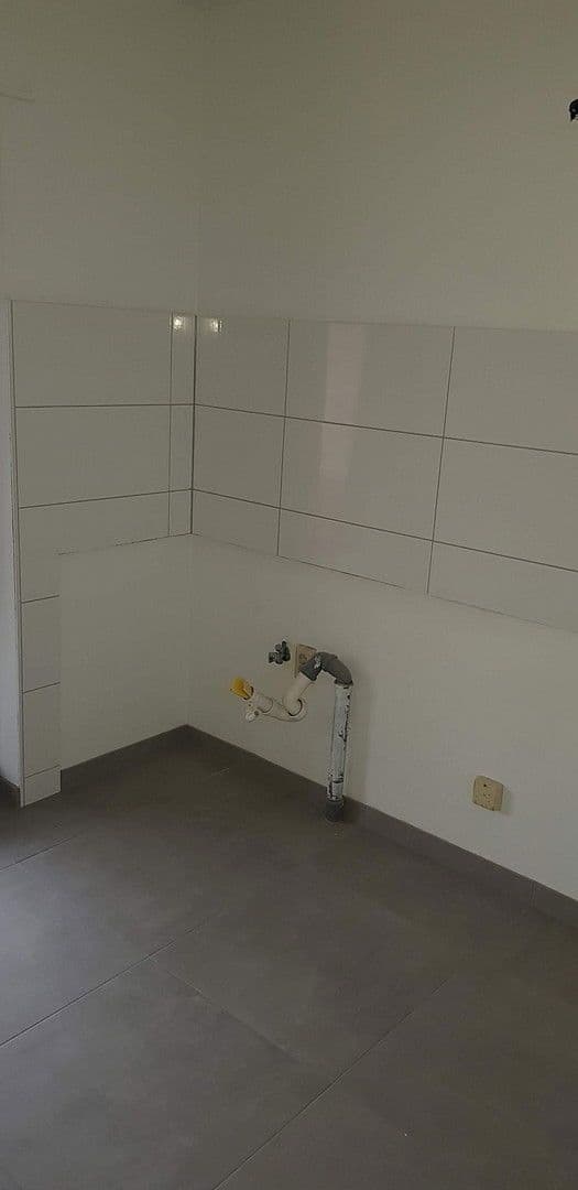 3 bedroom flat to rent, 77 m², Solingen, North Rhine-Westphalia 3 bedroom flat to rent, 77 m², Solingen, North Rhine-Westphalia