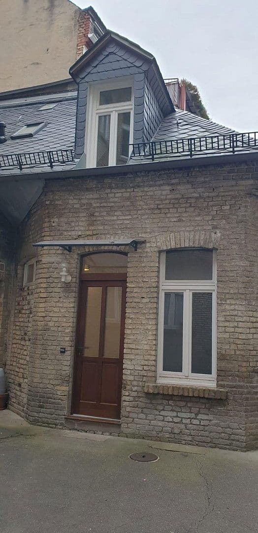 1 bedroom with open-plan kitchen flat to rent, 81 m², Niederwaldstraße, Wiesbaden, Hesse 1 bedroom with open-plan kitchen flat to rent, 81 m², Niederwaldstraße, Wiesbaden, Hesse