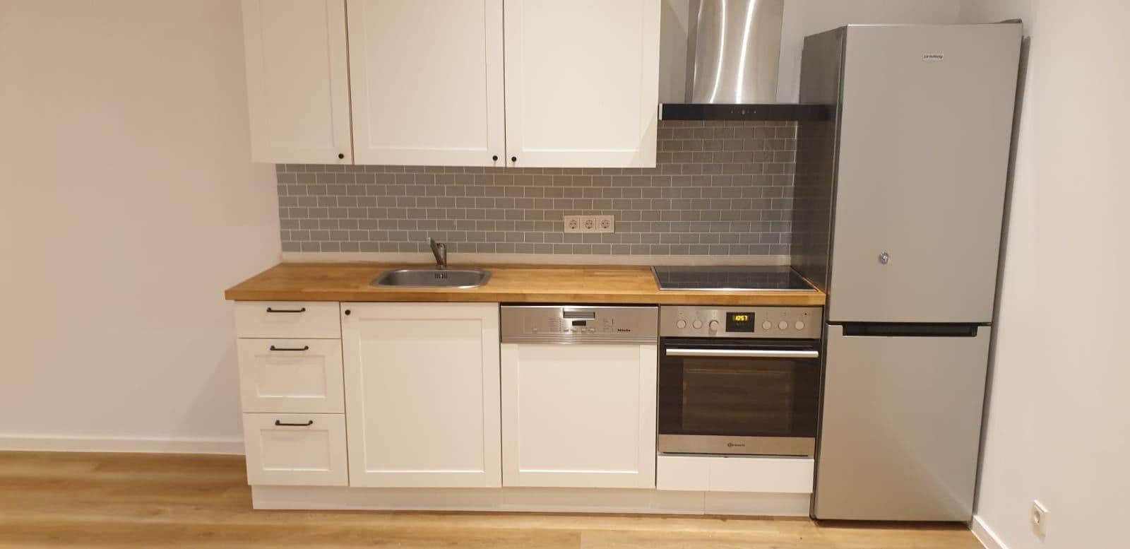 1 bedroom with open-plan kitchen flat to rent, 81 m², Niederwaldstraße, Wiesbaden, Hesse 1 bedroom with open-plan kitchen flat to rent, 81 m², Niederwaldstraße, Wiesbaden, Hesse