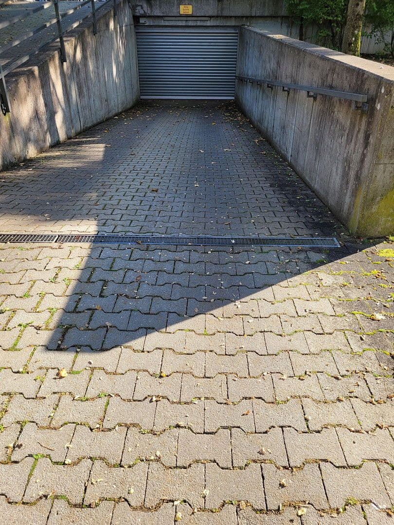 garage to rent, 0 m², Kivostr. 7, Kaufering, Bavaria garage to rent, 0 m², Kivostr. 7, Kaufering, Bavaria