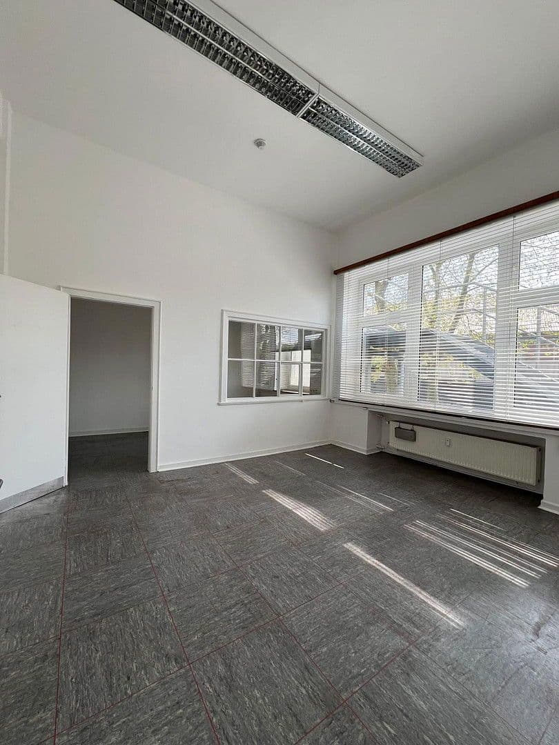 office to rent, 270 m², Magdeburgerstrasse 37, Gelsenkirchen, North Rhine-Westphalia office to rent, 270 m², Magdeburgerstrasse 37, Gelsenkirchen, North Rhine-Westphalia