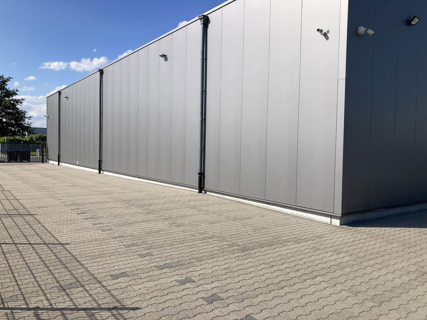 non-residential property for sale, 2,100 m², Nordstern-Park 10, Herzogenrath, North Rhine-Westphalia non-residential property for sale, 2,100 m², Nordstern-Park 10, Herzogenrath, North Rhine-Westphalia