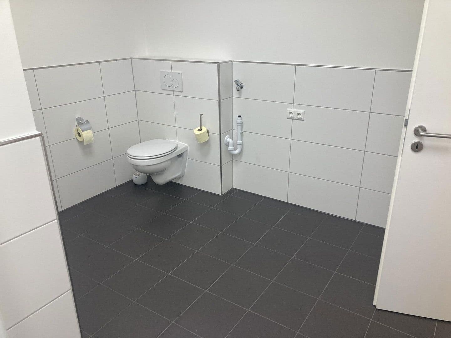 non-residential property for sale, 2,100 m², Nordstern-Park 10, Herzogenrath, North Rhine-Westphalia non-residential property for sale, 2,100 m², Nordstern-Park 10, Herzogenrath, North Rhine-Westphalia