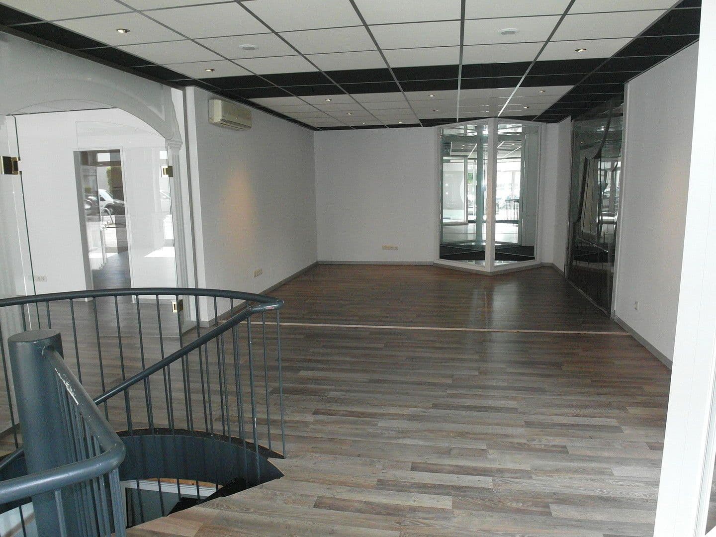 non-residential property to rent, 180 m², Neusser Straße 26, Meerbusch, North Rhine-Westphalia non-residential property to rent, 180 m², Neusser Straße 26, Meerbusch, North Rhine-Westphalia