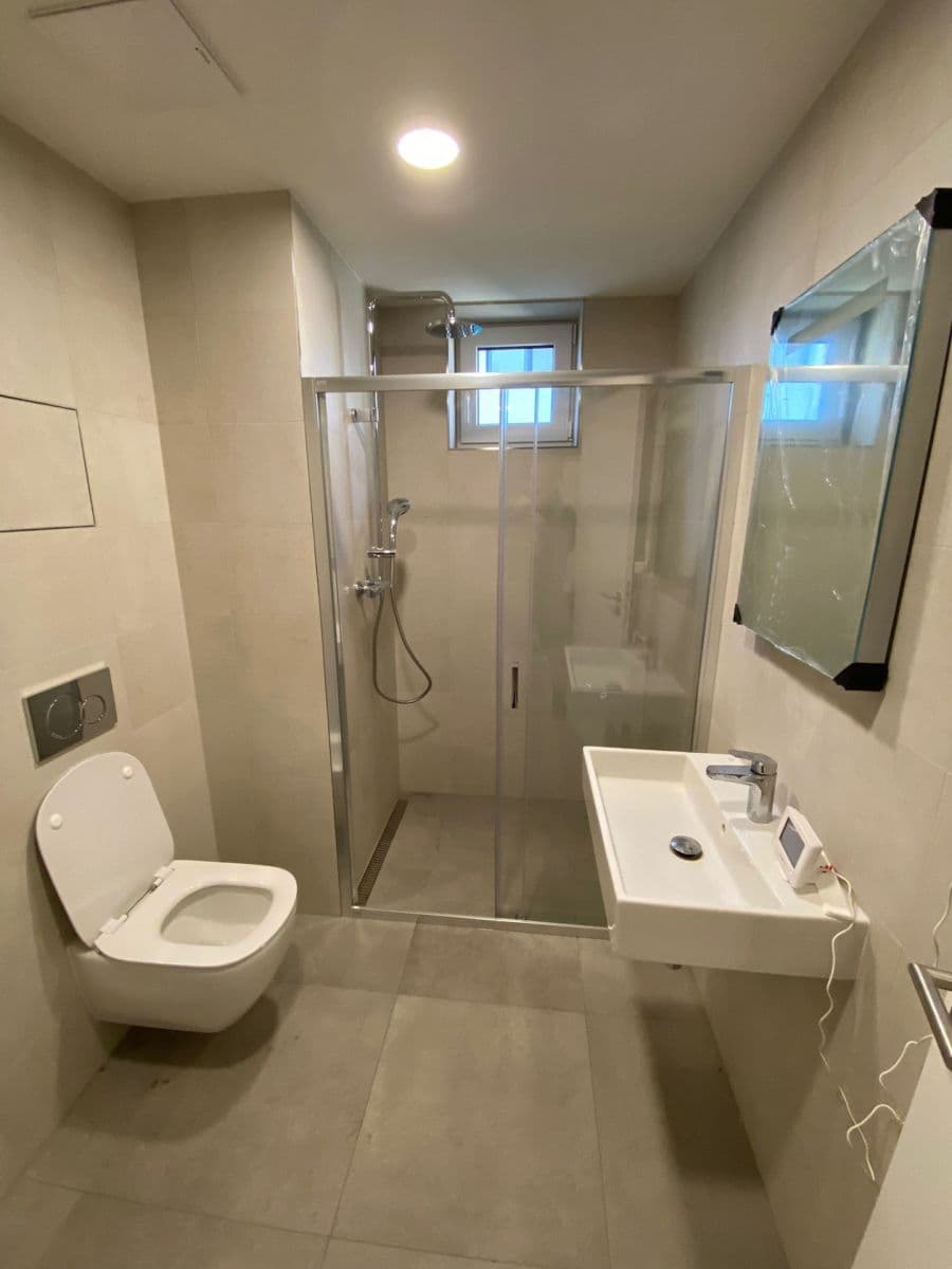 1 bedroom with open-plan kitchen flat to rent, 43 m², K Dubu, Prague, Prague 1 bedroom with open-plan kitchen flat to rent, 43 m², K Dubu, Prague, Prague