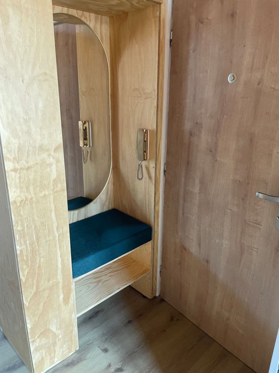 flat to rent, 35 m², Svahová, Karlovy Vary, Karlovarský Region flat to rent, 35 m², Svahová, Karlovy Vary, Karlovarský Region