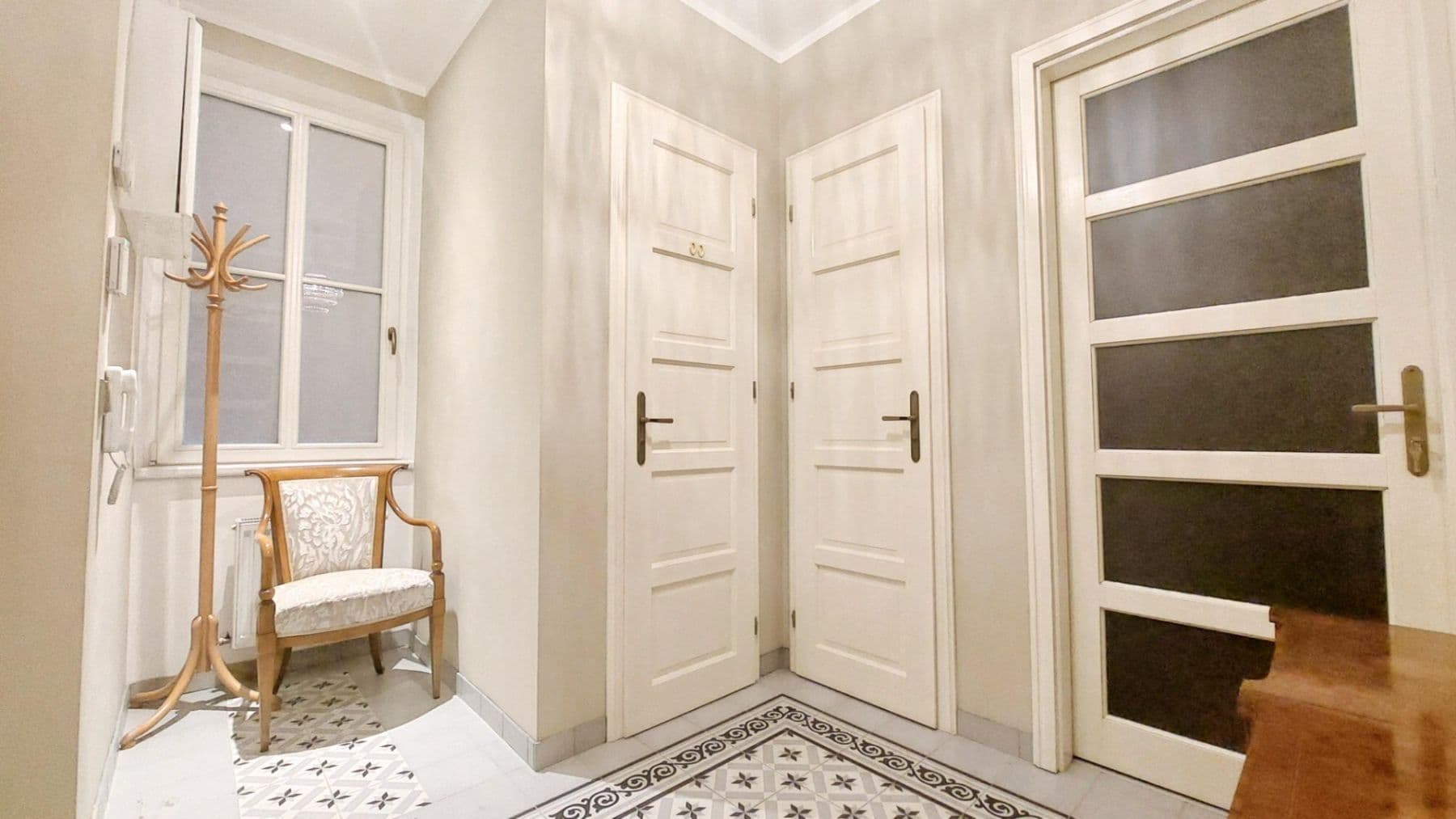 1 bedroom with open-plan kitchen flat to rent, 54 m², Moskevská, Prague, Prague 1 bedroom with open-plan kitchen flat to rent, 54 m², Moskevská, Prague, Prague