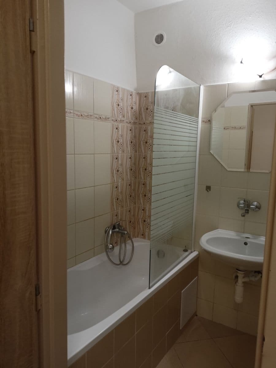 2 bedroom flat to rent, 60 m², Křížová, Jihlava, Vysočina Region 2 bedroom flat to rent, 60 m², Křížová, Jihlava, Vysočina Region