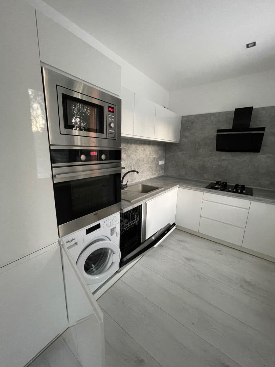 1 bedroom with open-plan kitchen flat to rent, 51 m², Krakovská, Ostrava, Moravskoslezský Region 1 bedroom with open-plan kitchen flat to rent, 51 m², Krakovská, Ostrava, Moravskoslezský Region