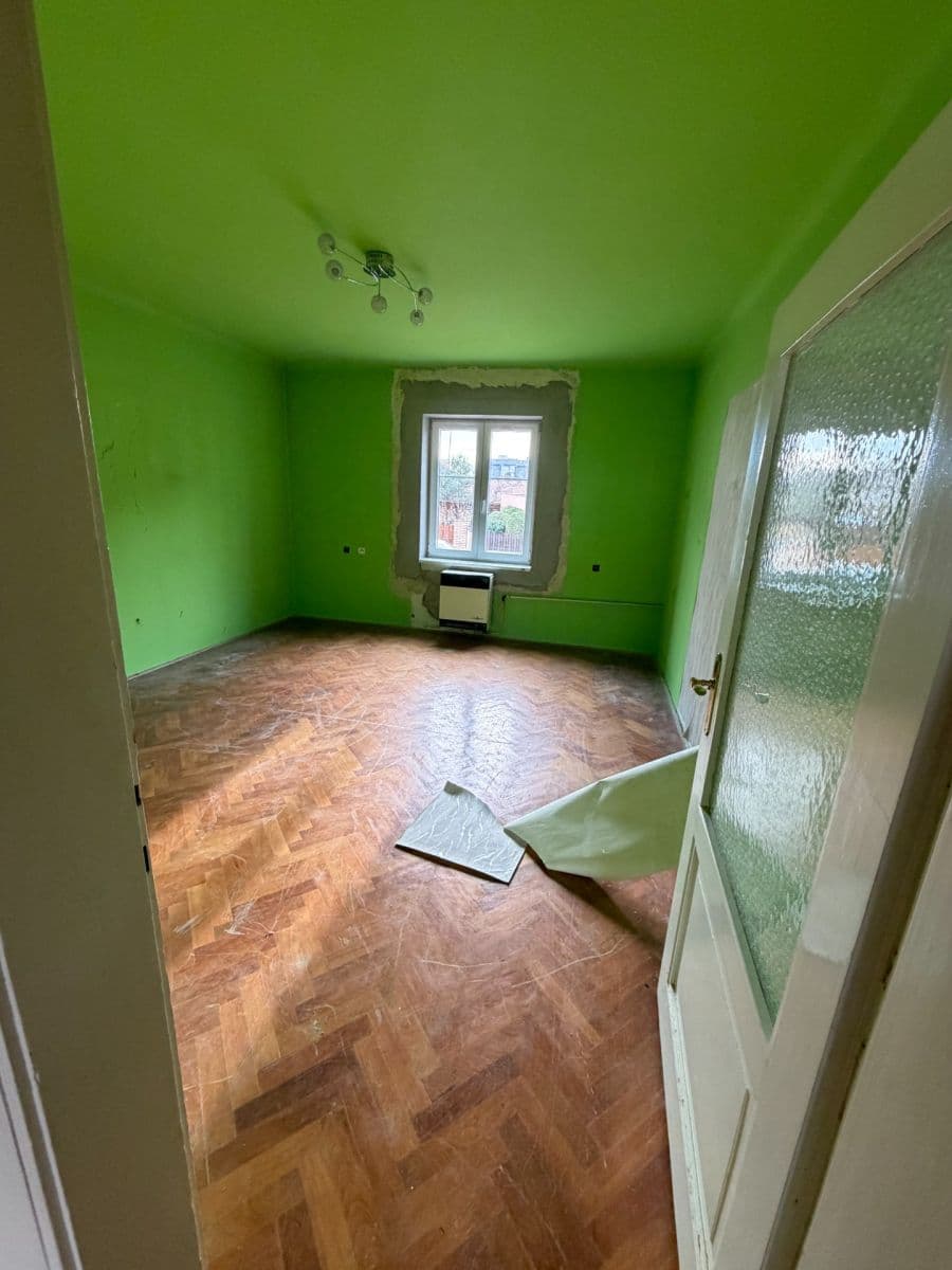 2 bedroom with open-plan kitchen flat for sale, 77 m², Sadovská, Hradec Králové, Královéhradecký Region 2 bedroom with open-plan kitchen flat for sale, 77 m², Sadovská, Hradec Králové, Královéhradecký Region