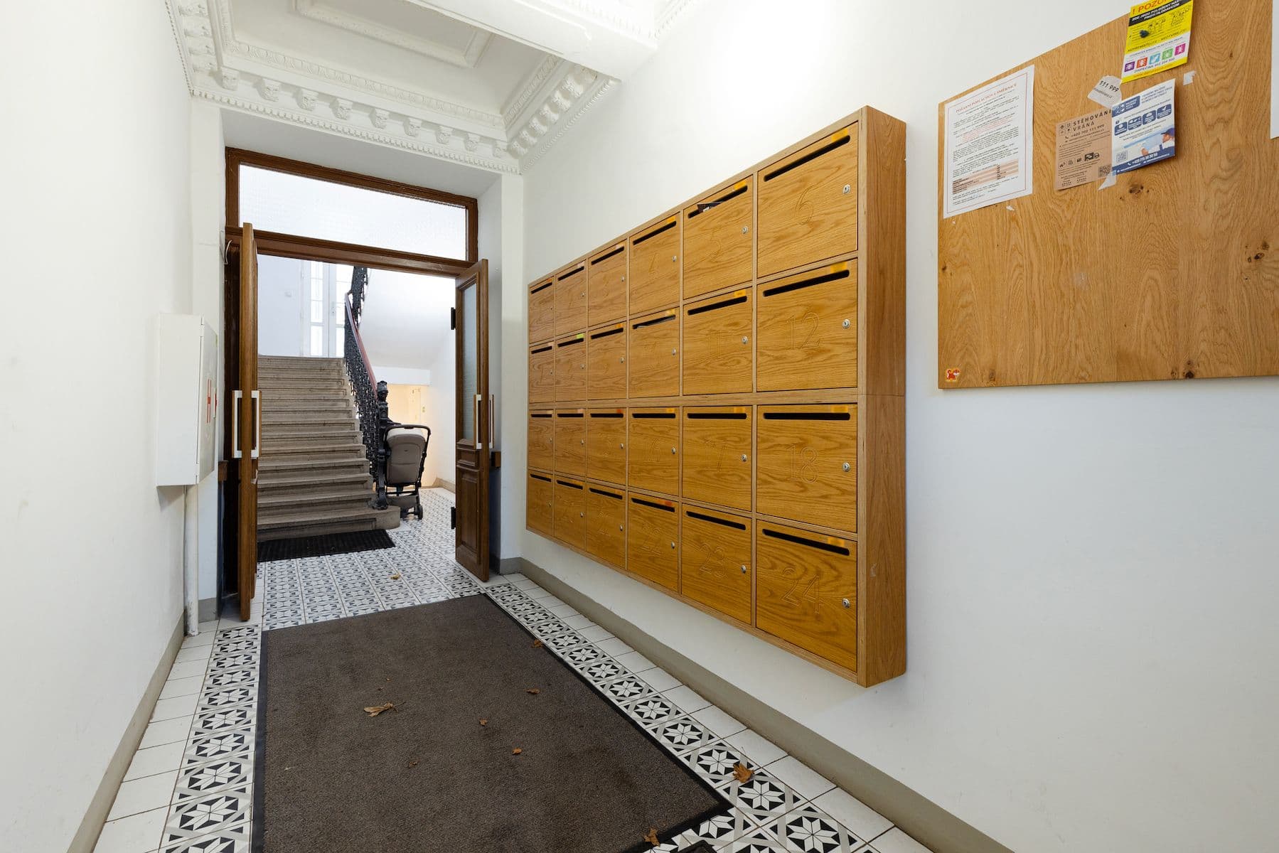 2 bedroom with open-plan kitchen flat for sale, 78 m², Na Míčánkách, Prague, Prague 2 bedroom with open-plan kitchen flat for sale, 78 m², Na Míčánkách, Prague, Prague