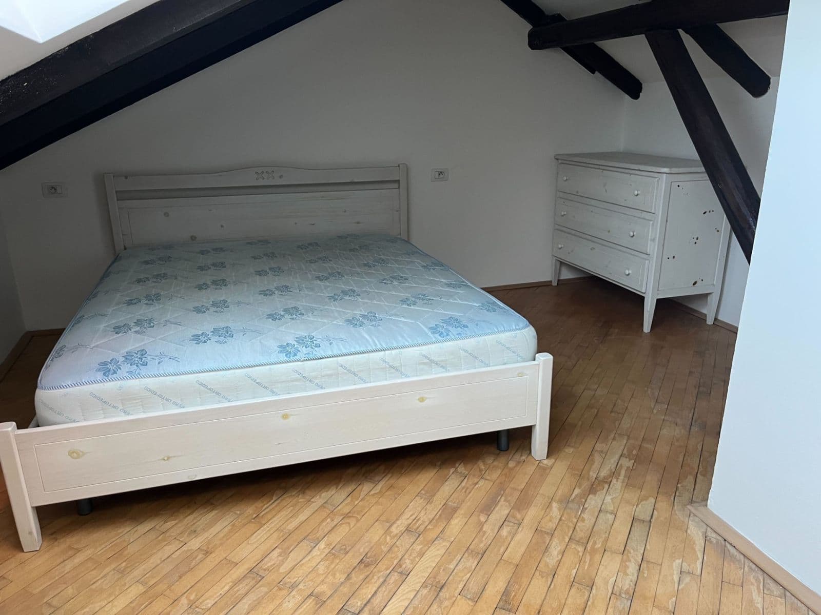 1 bedroom with open-plan kitchen flat to rent, 50 m², Jana Zajíce, Prague, Prague 1 bedroom with open-plan kitchen flat to rent, 50 m², Jana Zajíce, Prague, Prague