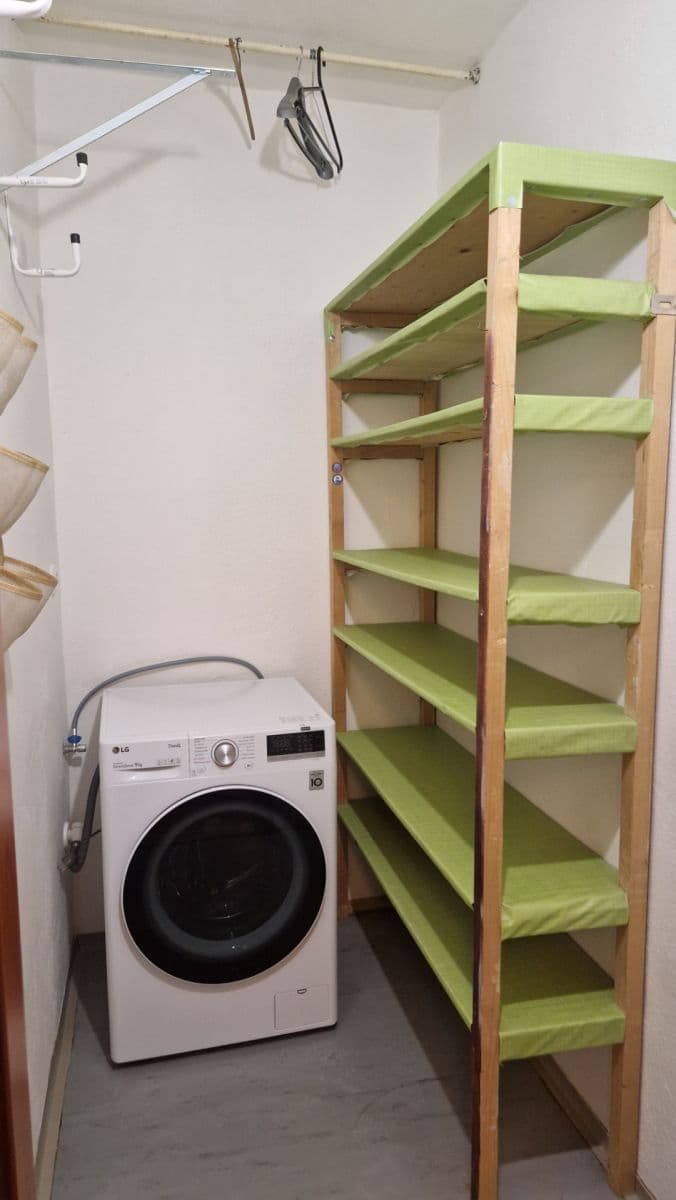 3 bedroom flat to rent, 69 m², Tunelářů, Prague, Prague 3 bedroom flat to rent, 69 m², Tunelářů, Prague, Prague